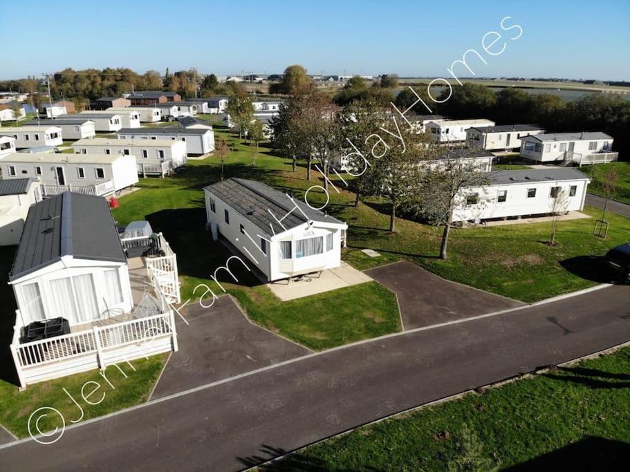 Jenner Family Holiday Homes At Tattershall Lakes دوغدايك المظهر الخارجي الصورة